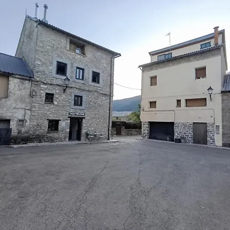 Casa Melchor Villanúa